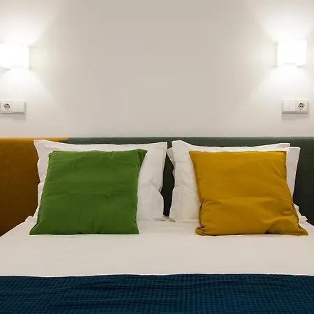 아파트 Lovelystay - Lovely Chiado 리스본