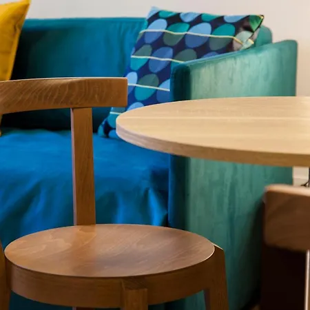 아파트 Lovelystay - Lovely Chiado 리스본