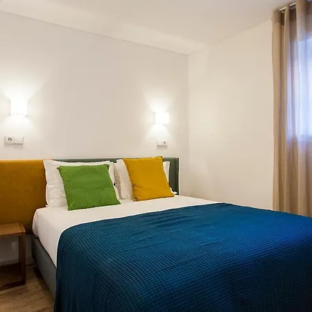 Lovelystay - Lovely Chiado Apartament Lizbona